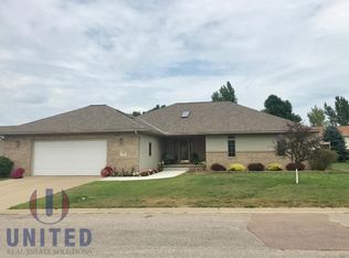425 E Main St, Lawton, IA 51030