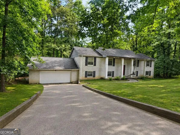 135 Greenhill Ct SW, Atlanta, GA 30331