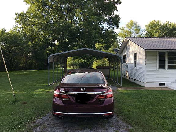 3rd image of 522 Mayberry Ln