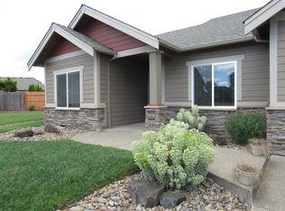 715 NW Kersey Dr, Dallas, OR 97338