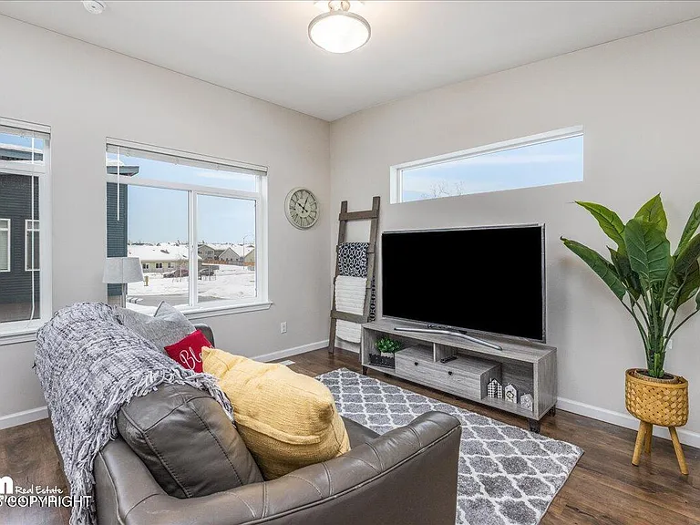 171 Willow View Cir — Photo 3