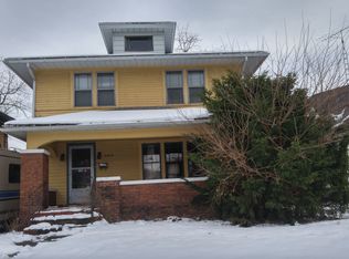 2422 Fredrickson St, South Bend, IN 46628