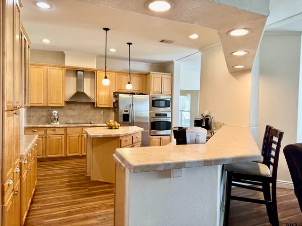 11454 Fm 2710, Lindale, TX 75771