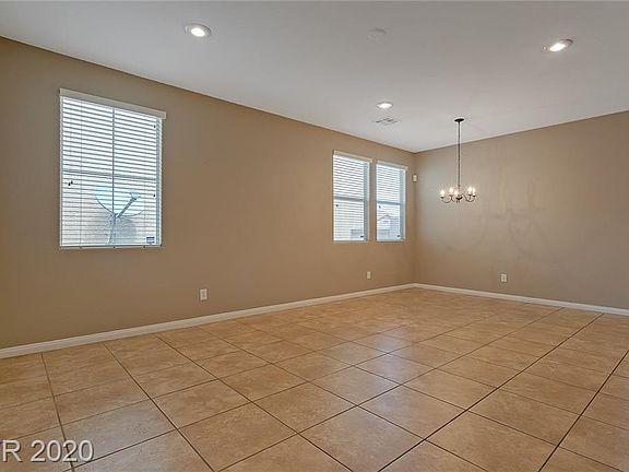 5th image of 460 Merseyside Dr