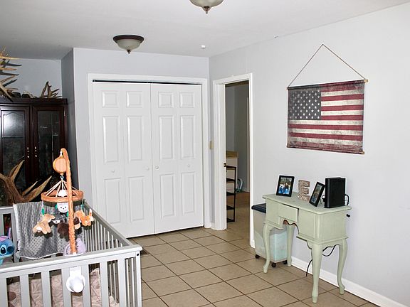 4th image of 59 Redell Dr