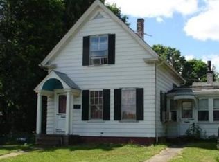 43 Prospect St, Rockland, MA 02370