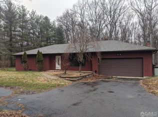 154 Broadway Rd, Cranbury, NJ 08512