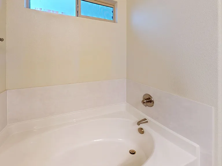 2703 Tara Dr — Photo 23