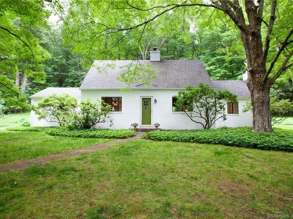 44 Terrys Plain Road, Simsbury, CT 06070