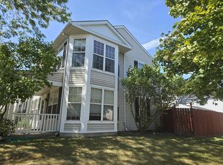 963 Serendipity Dr, Aurora, IL 60504