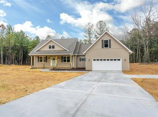 232 Bluebird Ln, Central, SC 29630