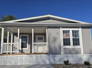 276 Silver Fox Xing, Collinsville, IL
