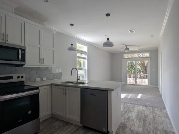 117 Pioneer Ln #117, Valrico, FL 33594