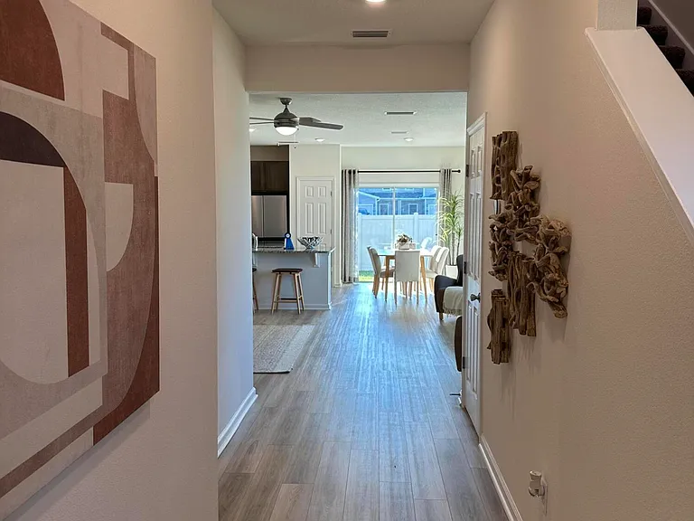 145 Beach Palm Ct — Photo 3