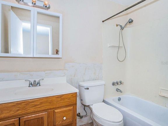 3rd image of 9008 Tudor Dr
