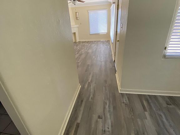 3rd image of 2520 Cedar Ave