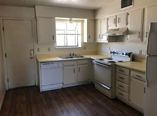 2033 S Don Roser Dr APT B, Las Cruces, NM 88011