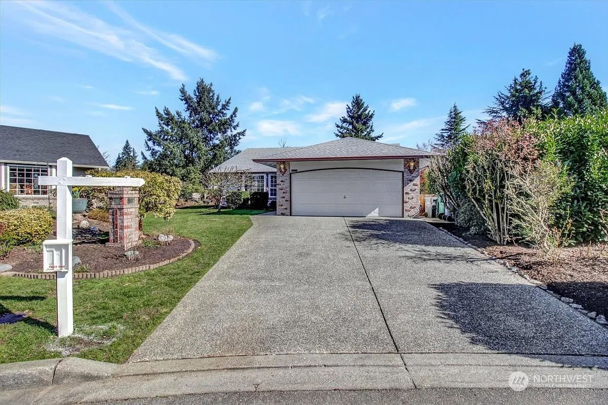 20105 45th Drive NE photo 1