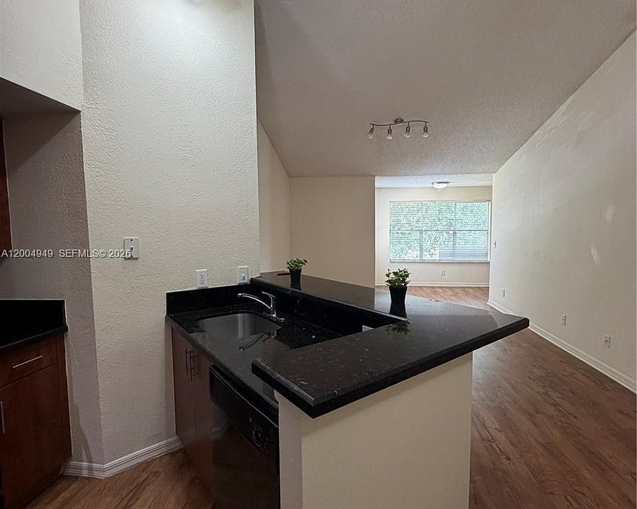 1st image of 12950 Vista Isles Dr APT 424