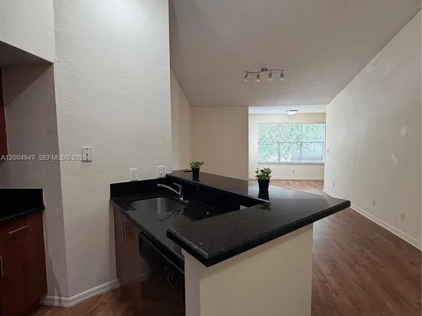 12950 Vista Isles Dr APT 424, Fort Lauderdale, FL 33325