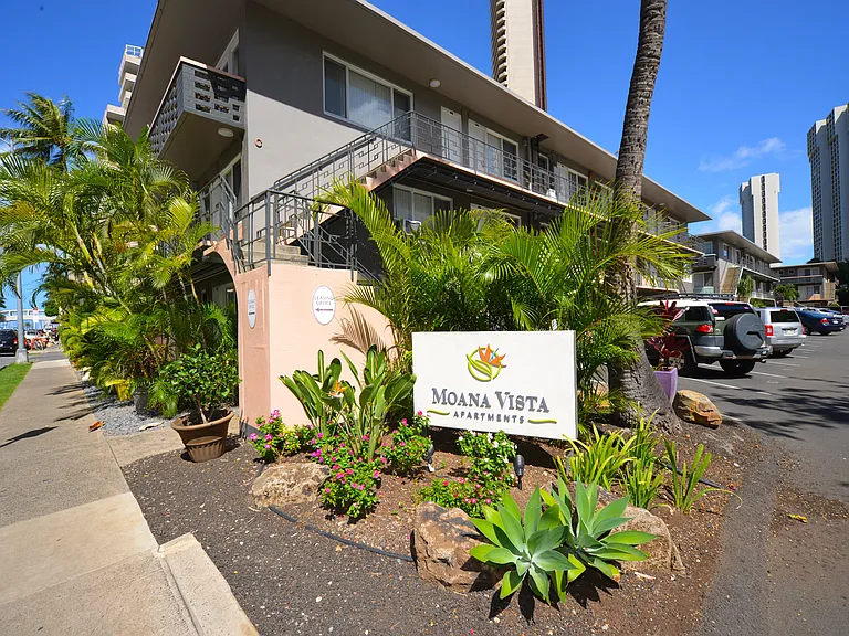 Moana Vista Apartments exterior building and signage during the day