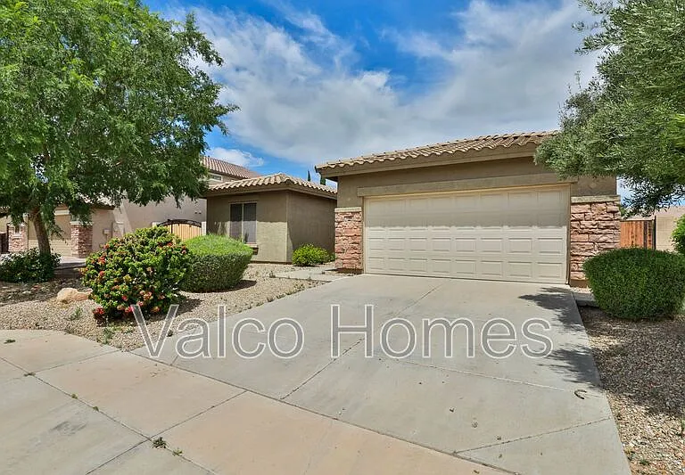 11412 E Segura Ave — Photo 4