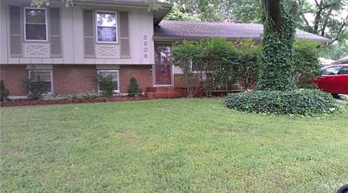 4th image of 3308 S Leslie Ave