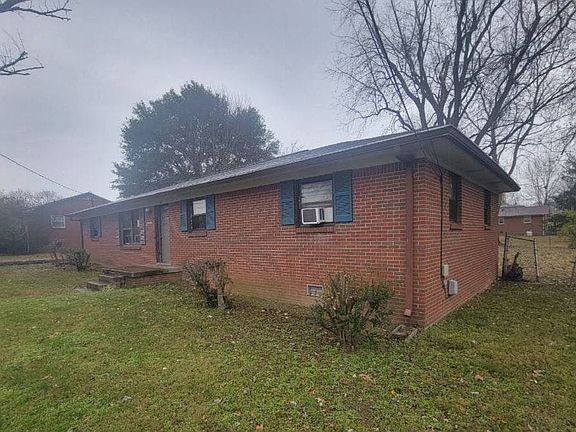 2nd image of 135 Gwen Ave