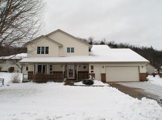 1929 Independence Ave, Holmen, WI 54636