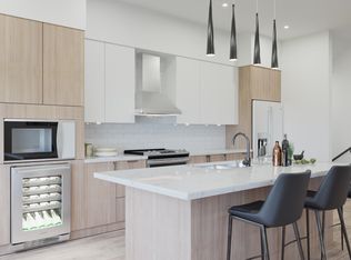 177 175a St #18, Surrey, BC V3Z9T7