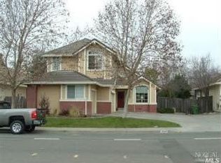 424 Maria Dr, Petaluma, CA 94954
