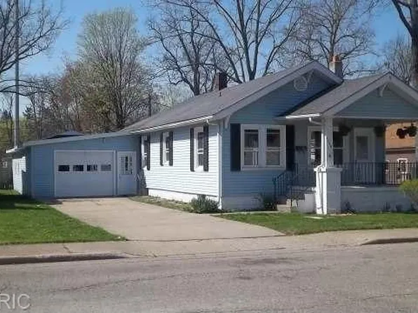 1116 Hickory St, Niles, MI 49120
