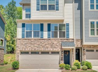 14 Questover Dr, Greenville, SC 29607