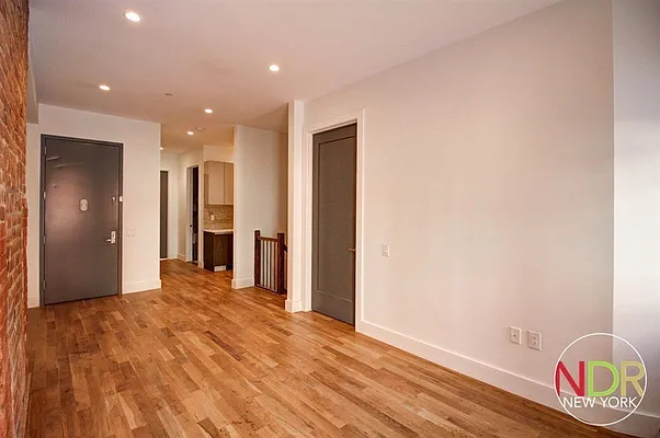 Rented by Next Door Realty NYC | media 15