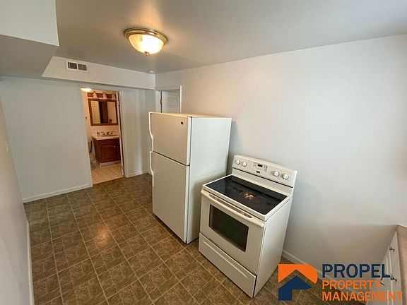 5th image of 8141 Macomb St