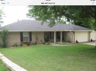 1907 E 14th Pl, Ada, OK 74820