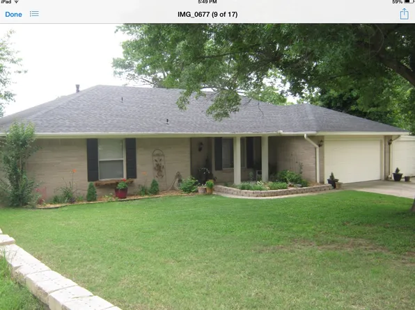 1907 E 14th Pl, Ada, OK 74820