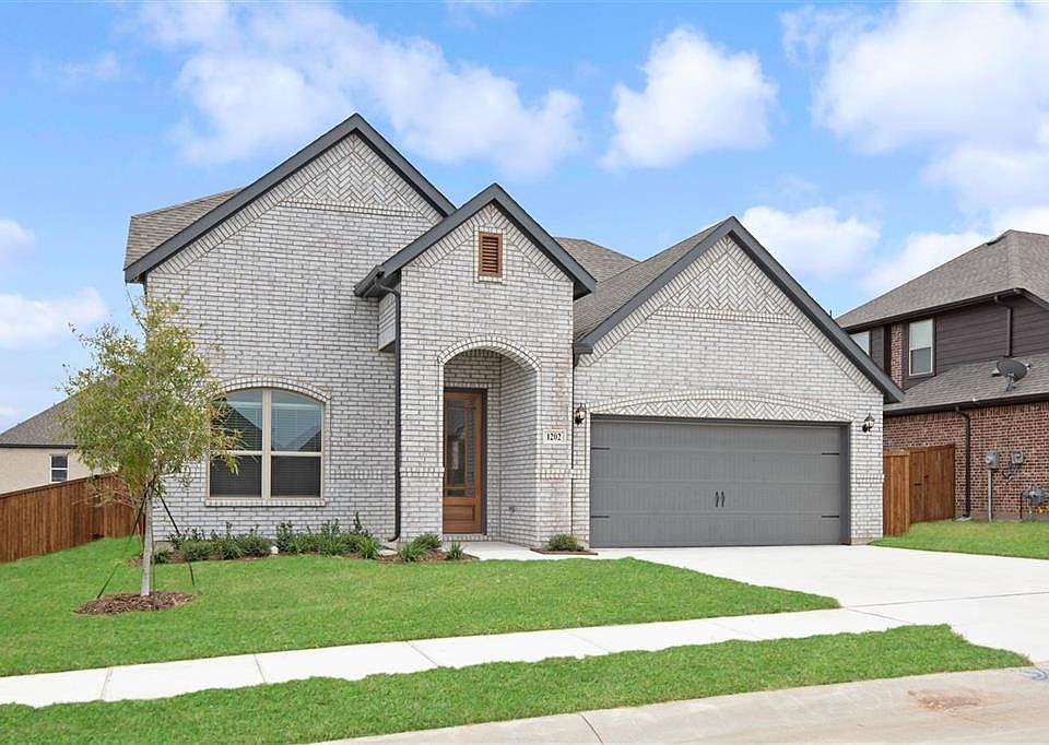 1st image of 1202 Alderwood