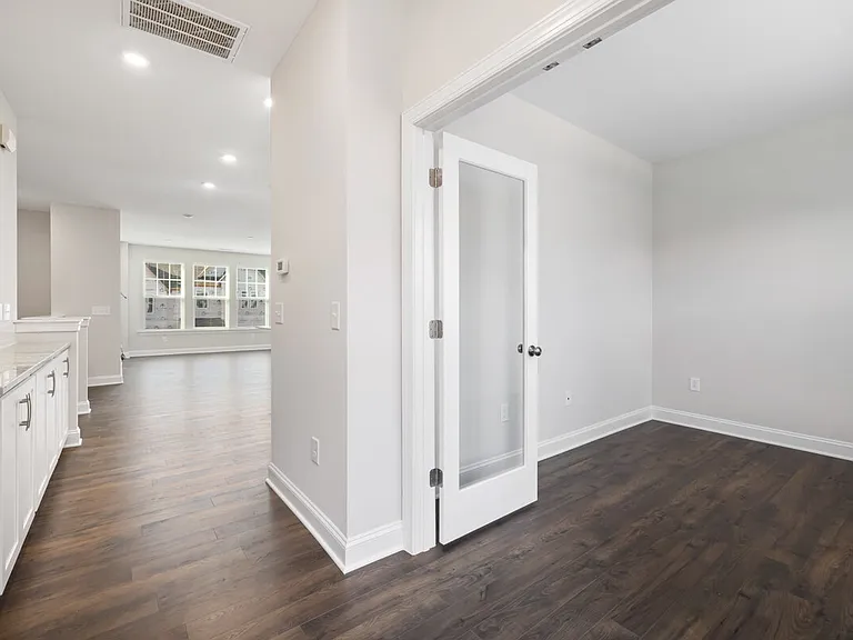 1105 Falling Rock Pl — Photo 22