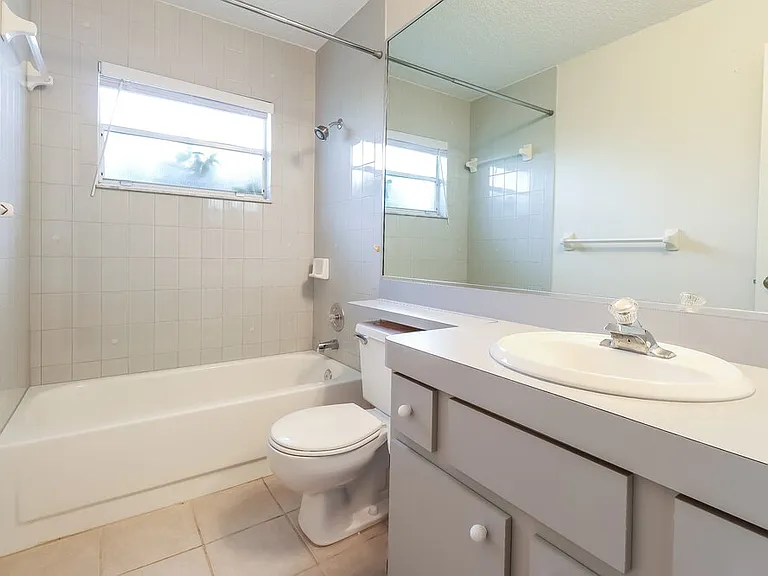 9132 Hawkins Ct — Photo 16