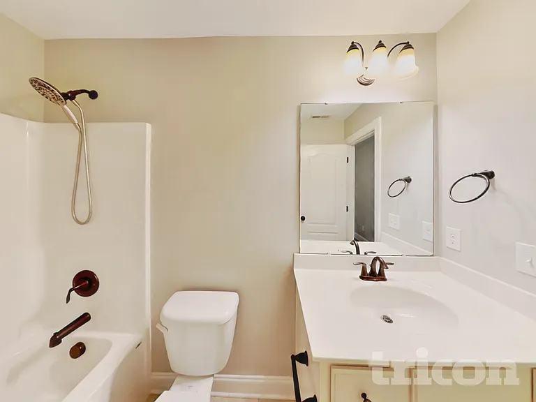 6800 Payton View Dr — Photo 12