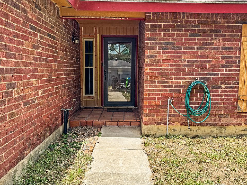 1st image of 316 Sand Ave