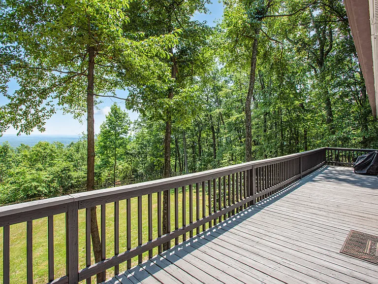 1619 Summit Dr — Photo 13