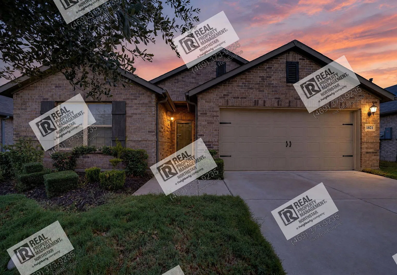 4 bed, 2.0 bath, 1992 sqft, $2,195 — Photo 2