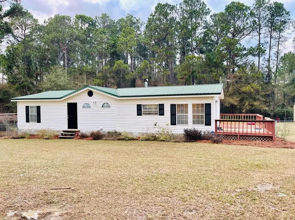 143 Pine Hill Cir, Enigma, GA 31749