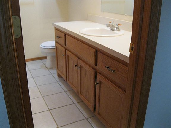 4th image of 3705 SE 26th St