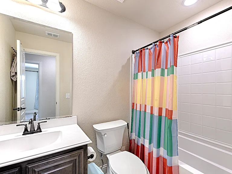 1721 Maplewood Dr — Photo 17