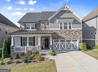7123 Lake Edge Dr, Flowery Branch, GA 30542