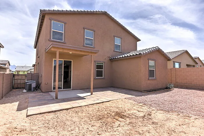 704 W Calle Vela Mayor — Photo 47