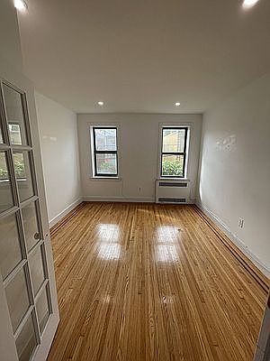 1st image of 55 Tehama St Floor 2